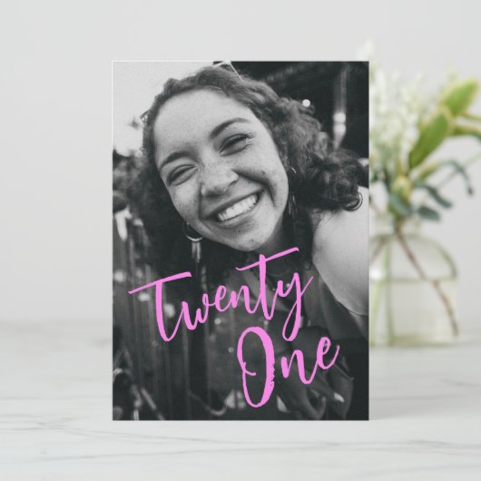 モノクロ写真21歳の誕生日パーティー 招待状 (スタンド正面)
