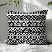 モノクロ トライバル 幾何学 アステカ パターン クッション