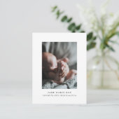 モノクロ ミニマル ベビーお知らせ ポストカード (スタンド正面)