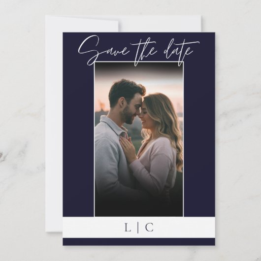 モノグラエレガントム写真カリグラフィダークネイビー セーブザデート (裏面)