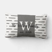 モノグラカスタムム枕グレーと白モダン色 ランバークッション (裏面)