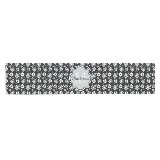 モノグラガーリーム白黒デイジー花の名前 ショートテーブルランナー (横)