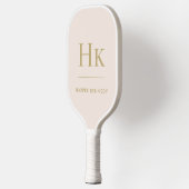 モノグラクラシックム ピックルボールラケット (左)