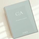 モノグラシンプルムエレガント招待状プランナー プランナー手帳<br><div class="desc">モダンシンプル、エレガントなウェディングカードのライトグリーン、グレーわずか数分であなたの製品を編集。「さらにパーソナライズ」を使用して、フォント/サイズ/色と位置を変更できる。</div>