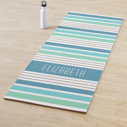 モノグラパーソナライズされたムストライプの ヨガマット (インサイチュ)