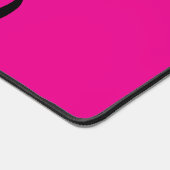 モノグラミニマルムモダンイニシャル名hot pink デスクマット (コーナー)