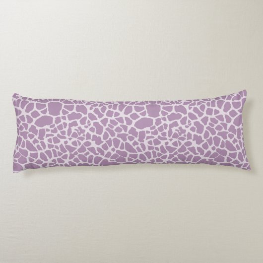 モノグラムおよび名前のシックな紫色のキリンのプリント ボディピロー (裏面)