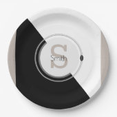 モノグラムおよび名前ブロックグラフィック使い捨てプレート ペーパープレート (正面)