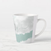 モノグラムかわいらしイニシャルグリーンウォーター色 カフェラテマグ (右)