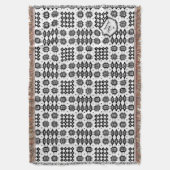 モノグラムが付いているウェールズの黒く、白くフェイクなタペストリー スローブランケット (正面縦)