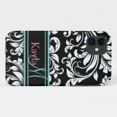モノグラムが付いているエレガントで黒く及び白いダマスク織パターン Case-Mate iPhoneケース (裏面(横))