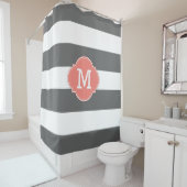 モノグラムが付いている上品なダークグレーおよび白のストライプ シャワーカーテン (インサイチュ)