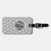 モノグラムが付いている灰色および白い矢 ラゲッジタグ (正面横)