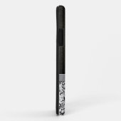 モノグラムが付いている白黒ダマスク織 Case-Mate iPhoneケース (裏面/右)