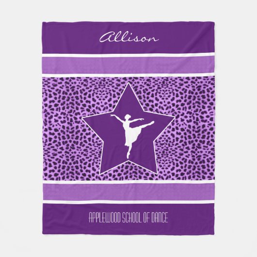 モノグラムが付いている紫色のチータのプリントのダンサー フリースブランケット (正面)