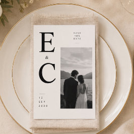 モノグラムが映える結婚式の予告状カード セーブザデート