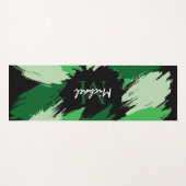 モノグラムで緑の名前のブラシストロークの色合い ヨガマット (正面(横))