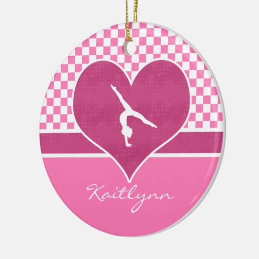 モノグラムとのかわいらしいピンクのチェック模様の体操 セラミックオーナメント (左)