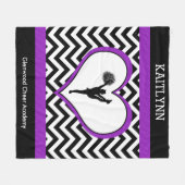 モノグラムとのチアリーダー/Pomシェブロンのハート フリースブランケット (正面(横))