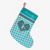 モノグラムとのティール（緑がかった色）の緑のチェック模様の体操 スモールクリスマスストッキング (正面 (吊り時))