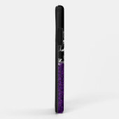 モノグラムとの紫色のグリッターそして黒いデザイン Case-Mate iPhoneケース (裏面/右)