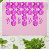 モノグラムとトレンディースタイルのピンクのレトロパターン キッチンタオル (折り畳み)