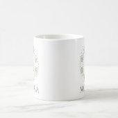 モノグラムと名前を持つ葉状リース コーヒーマグカップ (中央)