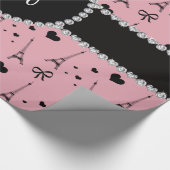 モノグラムのかわいらしいピンクのエッフェル塔パターン ラッピングペーパー (角)