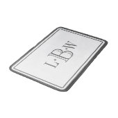 モノグラムのなクラシックな灰色のボーダー バスマット (アングル)