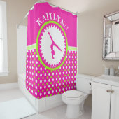 モノグラムのな体操のピンクおよび緑の水玉模様 シャワーカーテン (インサイチュ)