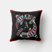 モノグラムのな北西海岸の芸術のシャチ クッション (裏面)