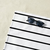 モノグラムのな白黒ストライプのなビーチタオル ビーチタオル (インサイチュ)