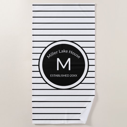 モノグラムのな白黒ストライプのなビーチタオル ビーチタオル (正面)