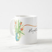 モノグラムのな青いつぼの春の花柄の赤いチューリップ コーヒーマグカップ (正面左)