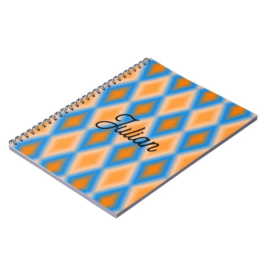 モノグラムのグラデーションのオレンジ色の青いダイヤモンドの形状 ノートブック (左側)
