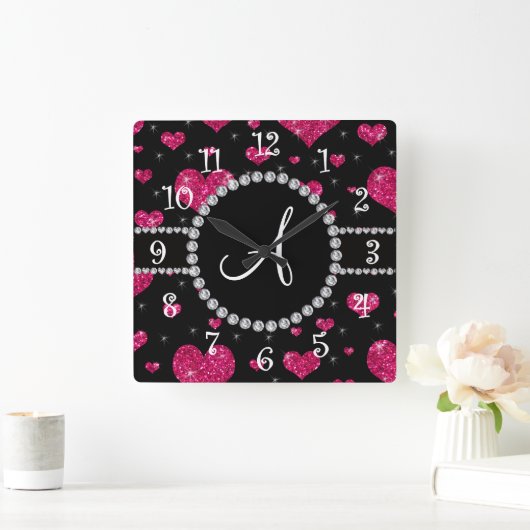 モノグラムのショッキングピンクのグリッターのハートの黒ダイヤ スクエア壁時計 (ホーム)