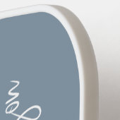 モノグラムのダスティブルーピックボールパドル ピックルボールラケット (左詳細)