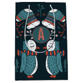 モノグラムのフォークアートクリスマスブルーレッドフールズツリー ミディアムペーパーバッグ (正面)