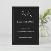 モノグラムのブラック＆ホワイトのミニマリストSave the Date 招待状 (スタンド正面)