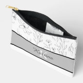 モノグラムのプリントカットソーバッグ アクセサリーポーチ (見開き)