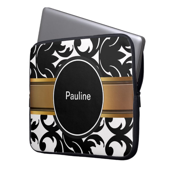 モノグラムのラップトップスリーブ ラップトップスリーブ (正面左)