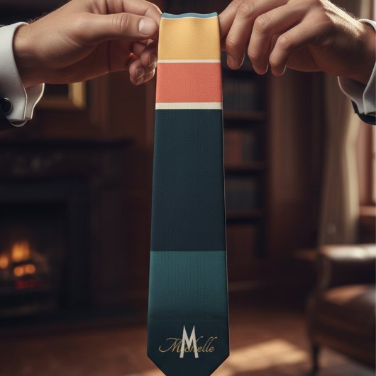 モノグラムのレトロな70年代のモッズピンクネイビーストライプパターン ネクタイ