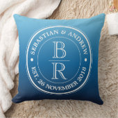 モノグラムのロゴの青くグラデーションで陽気な結婚記念日 クッション (ブランケット)