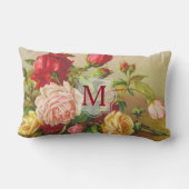 モノグラムのヴィンテージのビクトリアンなバラの花束の花 ランバークッション (裏面)