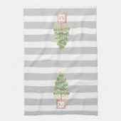 モノグラムの台所が付いているかわいく小さいクリスマスツリー キッチンタオル (縦)