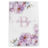 モノグラムの桜の水彩ギフトバッグ ミディアムペーパーバッグ (正面)