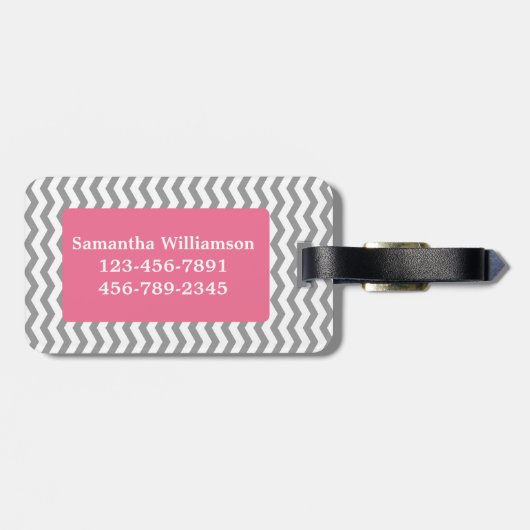 モノグラムの灰色のシェブロンのジグザグ形及びピンクの荷物のラベル ラゲッジタグ (裏面横)