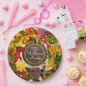 モノグラムの秋の紅葉のコラージュのヴィンテージ木 ペーパープレート (パーティー)