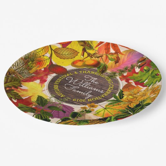 モノグラムの秋の紅葉のコラージュのヴィンテージ木 ペーパープレート (アングル)