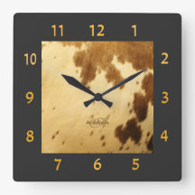 モノグラムの素朴でシックなブラウンのベージュ革靴の毛皮のプリント